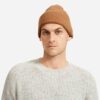 men beanie a1