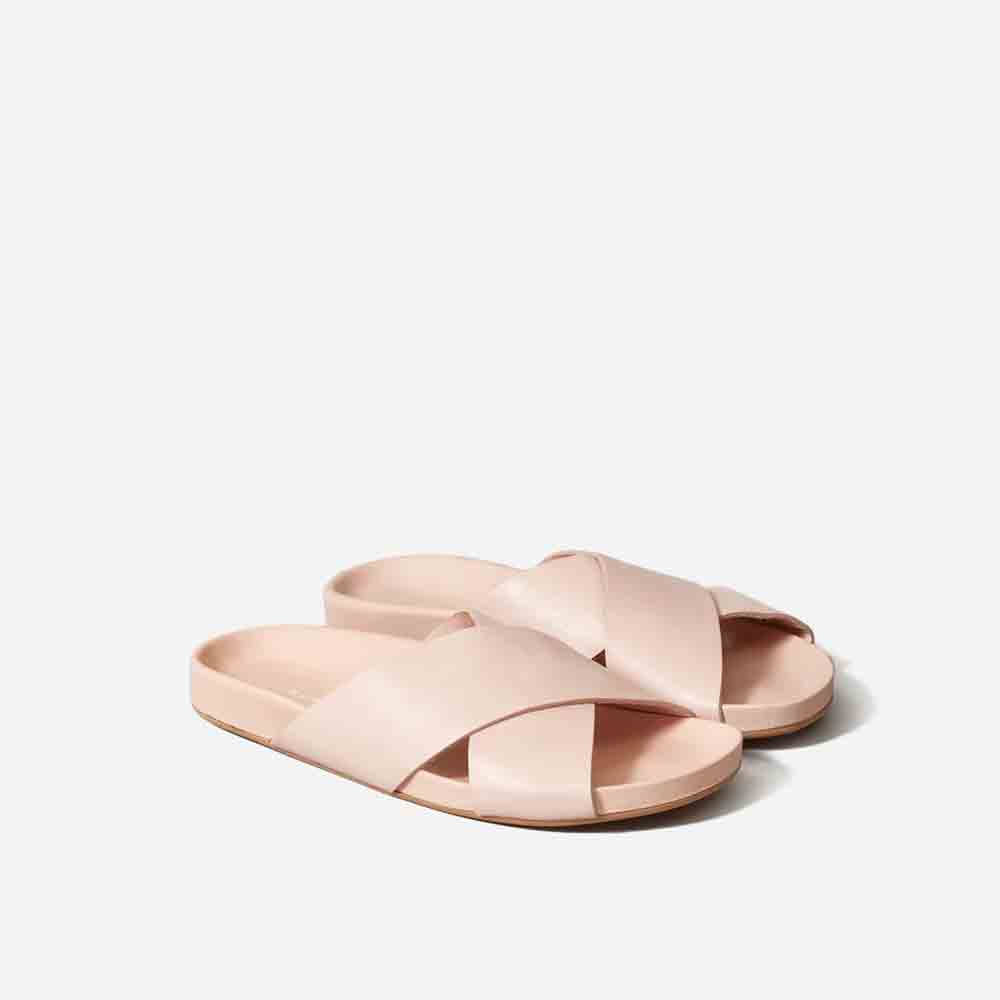 woman sandal a1